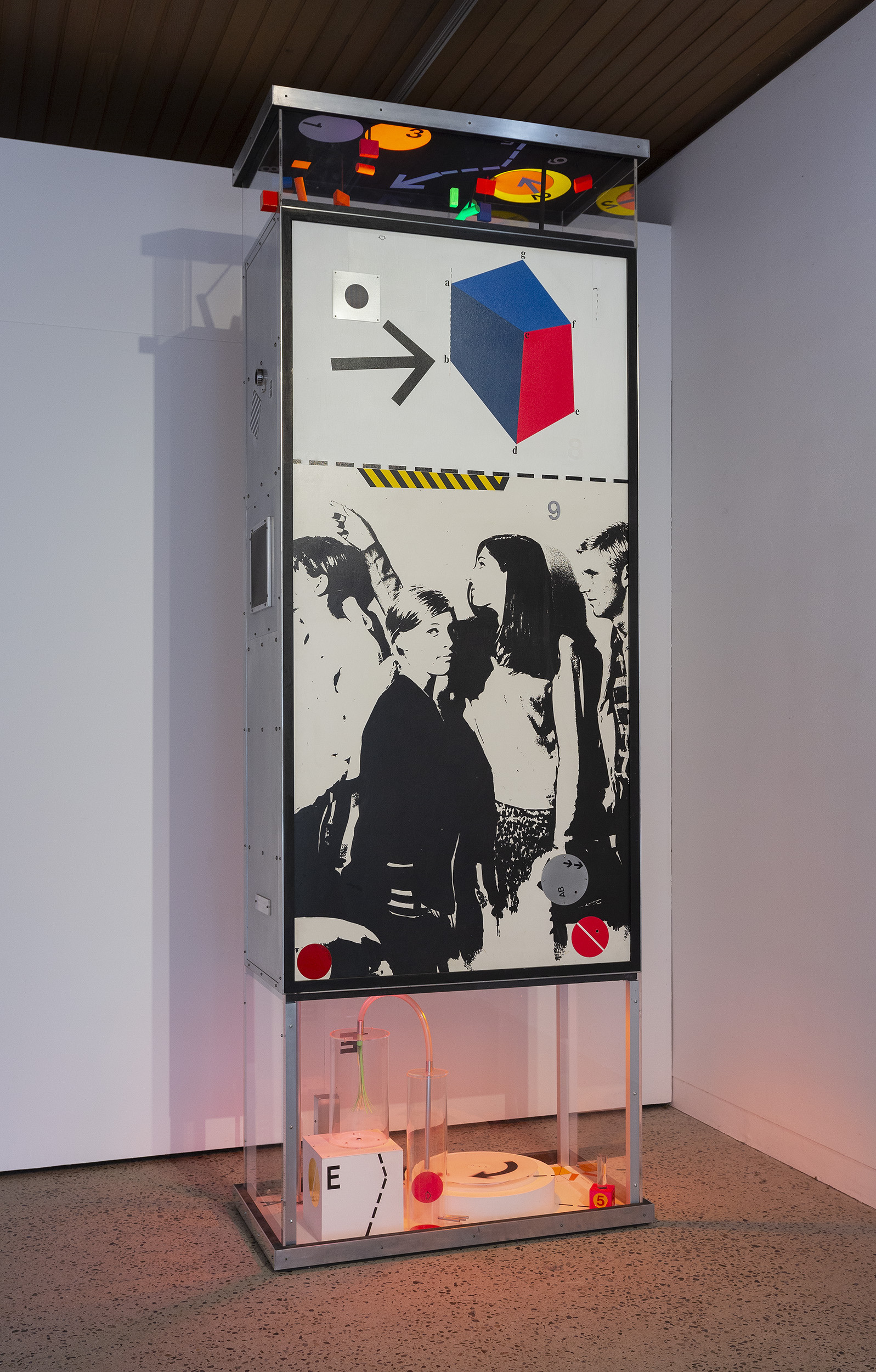 Ken Reinhard, <em>Environmachine</em>, 1968, acrylic, PVA, aluminium, Perspex, synthetic polymer paint, 250 x 92 x 46 cm. Gift of the artist under the Commonwealth Cultural Gifts Program 2004. Copyright the artist. Photo Christian Capurro.